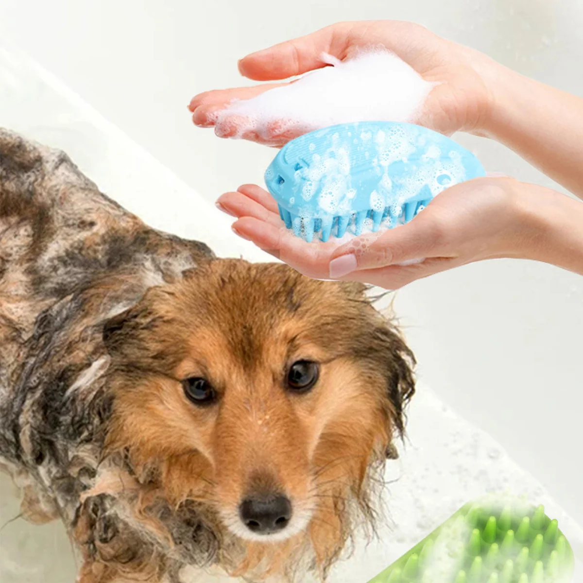 St Future Soft-Tip Pet Bath & Massage Brush