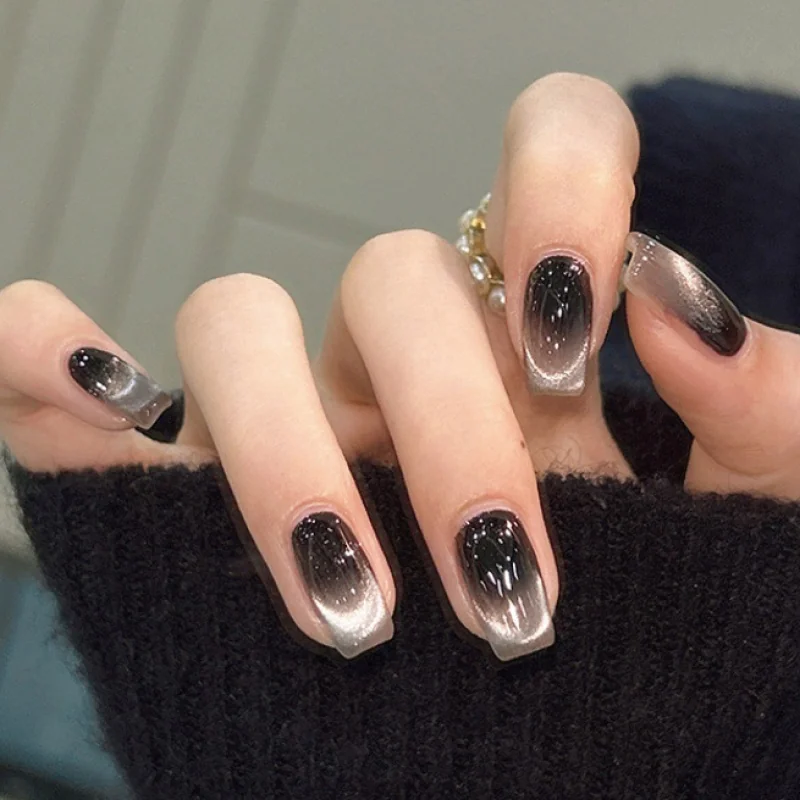 St Future Cat-Eye Press-On Nails