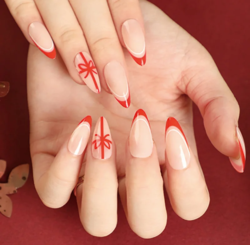 St Future Festive French Christmas Press-On Nails