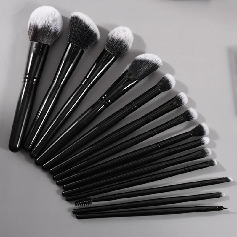 St Future 14-Piece Classic Black Makeup Brush Set