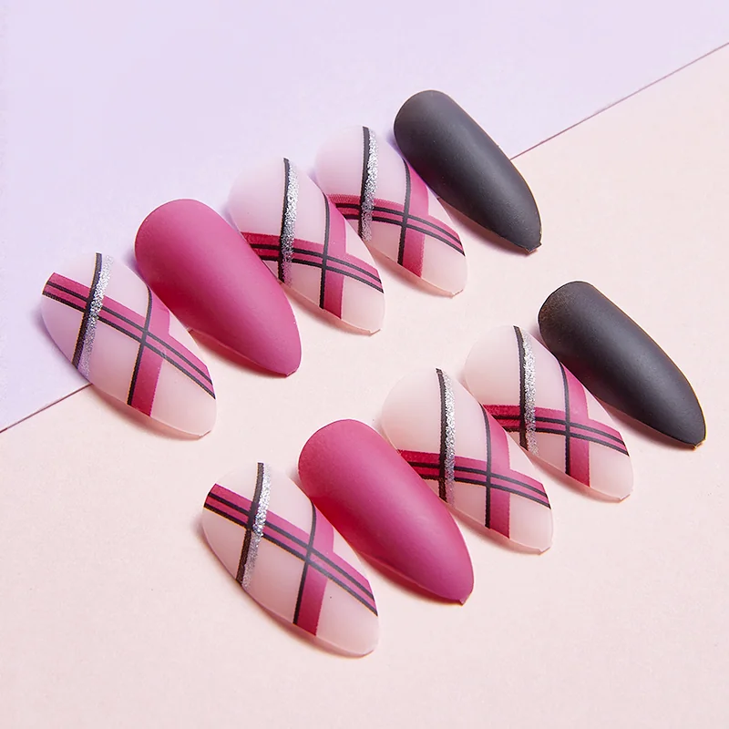 St Future Press-On Nail Set