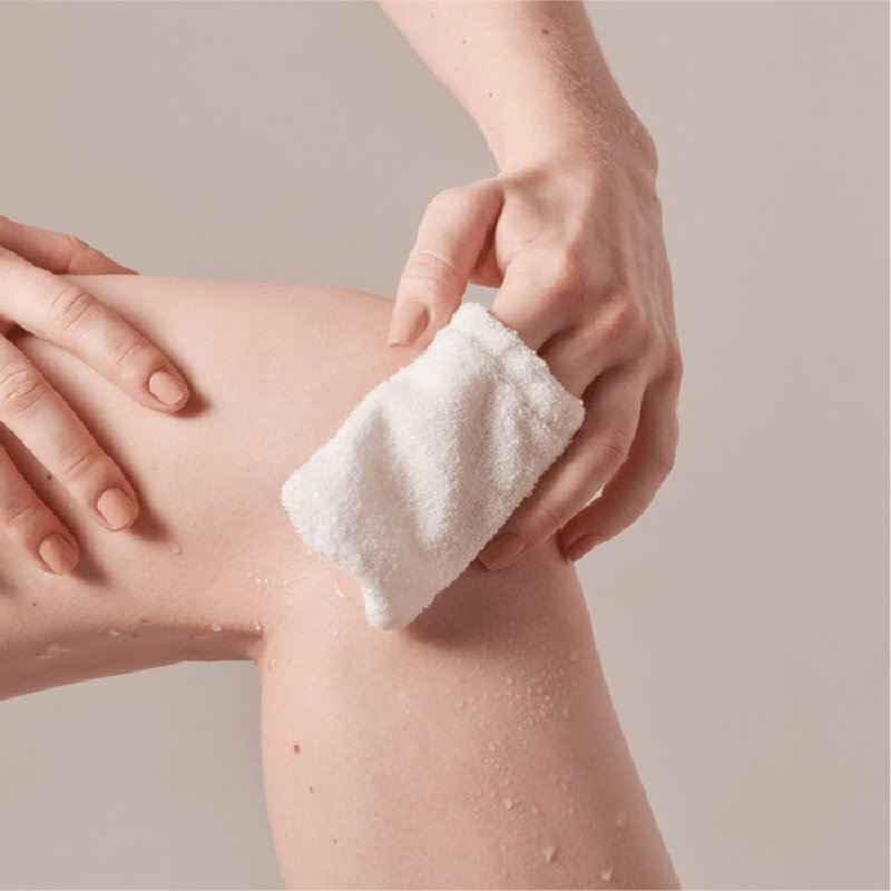 St Future 2 in 1 Exfoliating  mitt