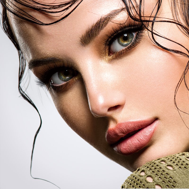 Budget-Friendly Natural-Volume Strip Lashes