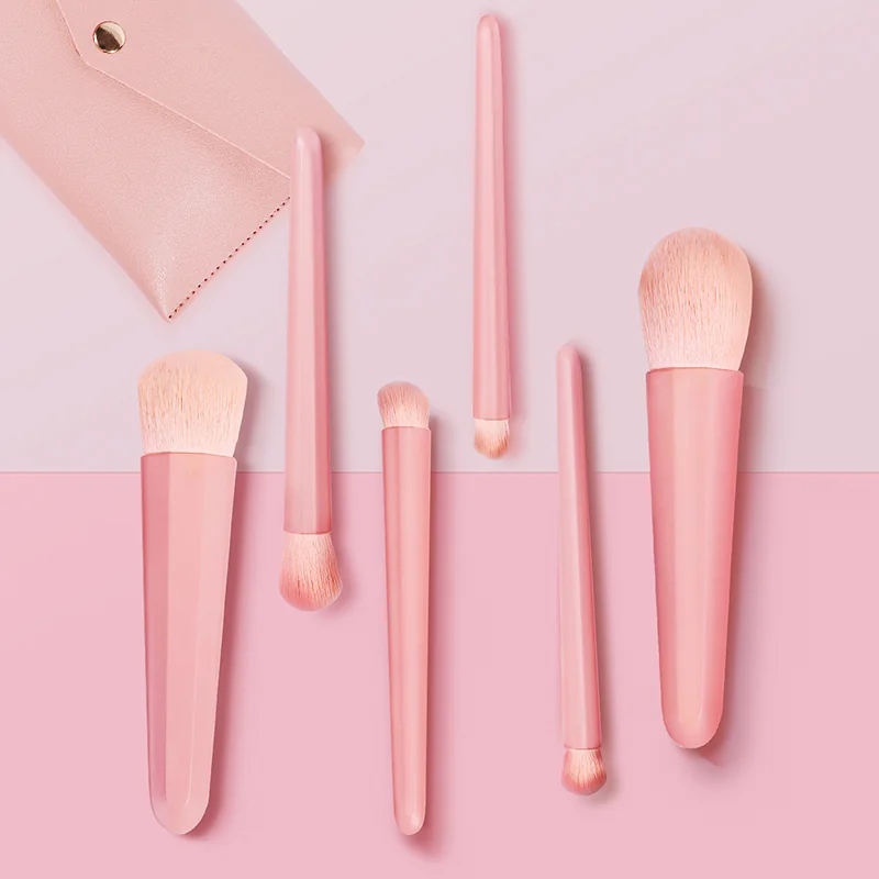 St Future Ensemble pinceau et trousse de maquillage à manche plat