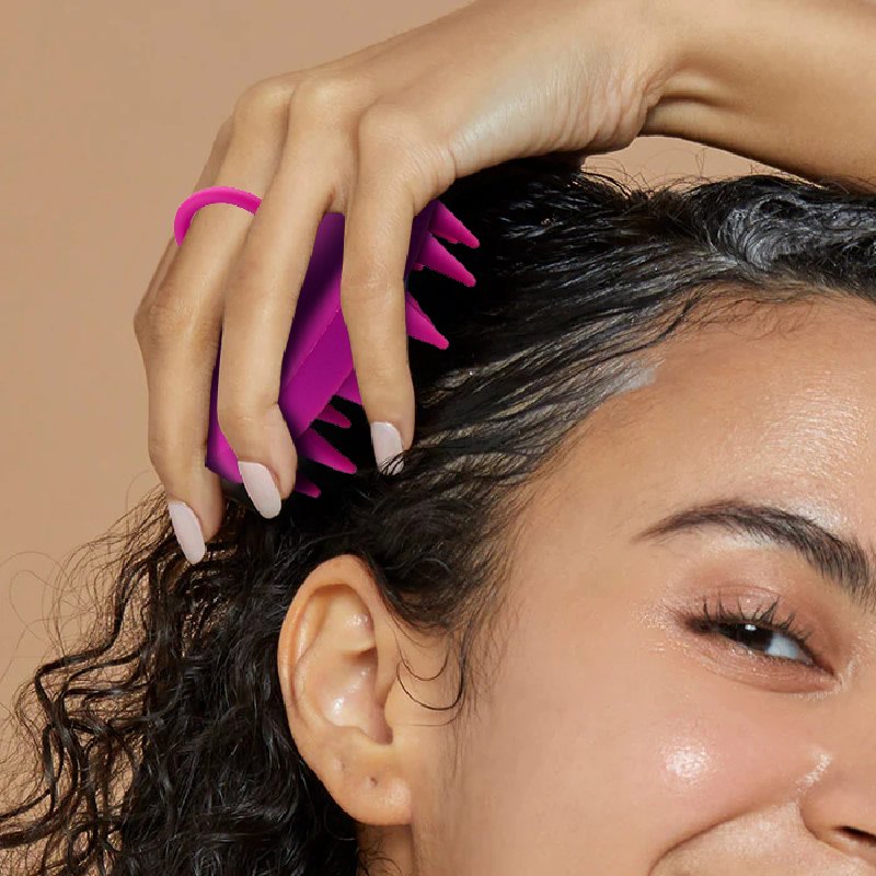 St Future Shower Cleansing & Scalp Massage Brush