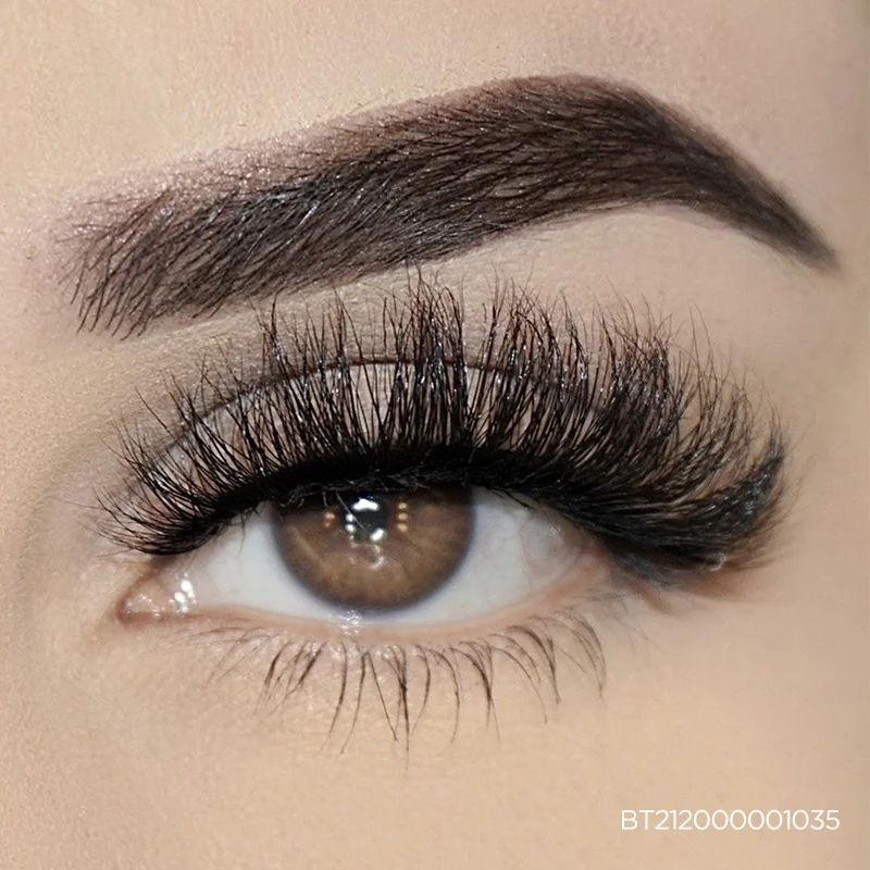 St Future Thick Volume Strip Lashes