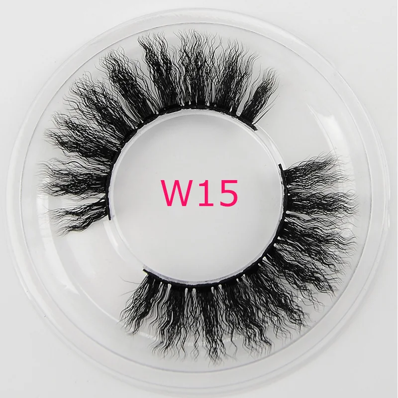 St Future Wavy Strip Lashes