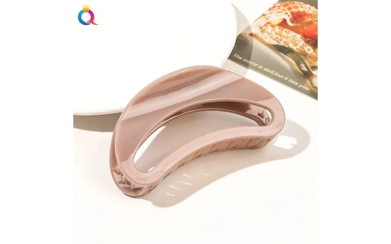 St Future Oversized Minimalist Hair Claw Collection
