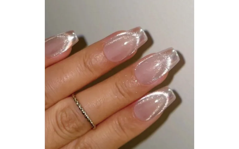 St Future Cat-Eye Press-On Nails