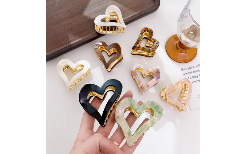 St Future Heart-Shaped Acetate Claw Clip Collection