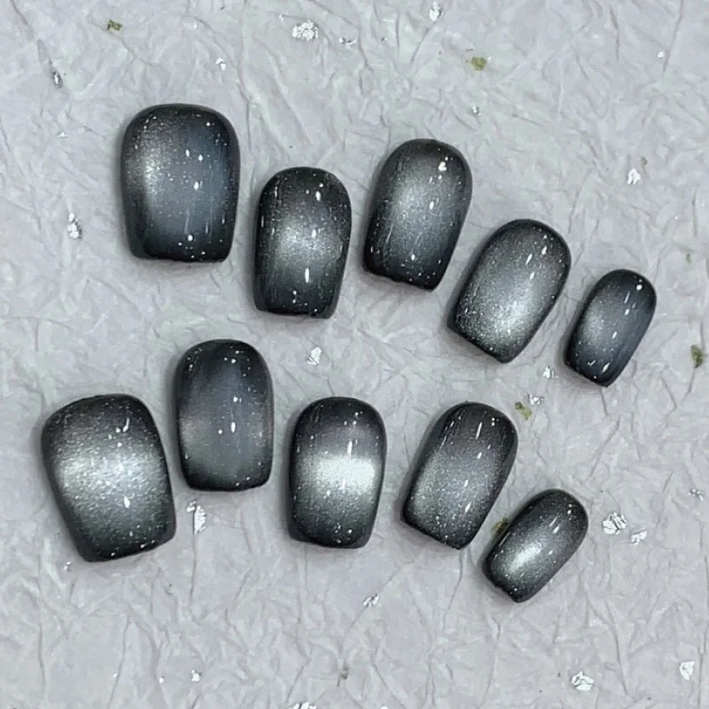 St Future Cat-Eye Press-On Nails