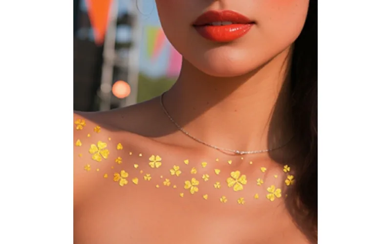St Future Freckle-Effect Makeup Applicator Collection