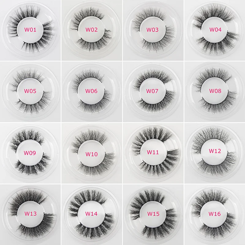 St Future Wavy Strip Lashes
