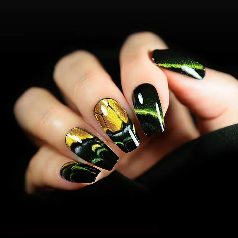 St Future Butterfly-Inspired Press-On Nails