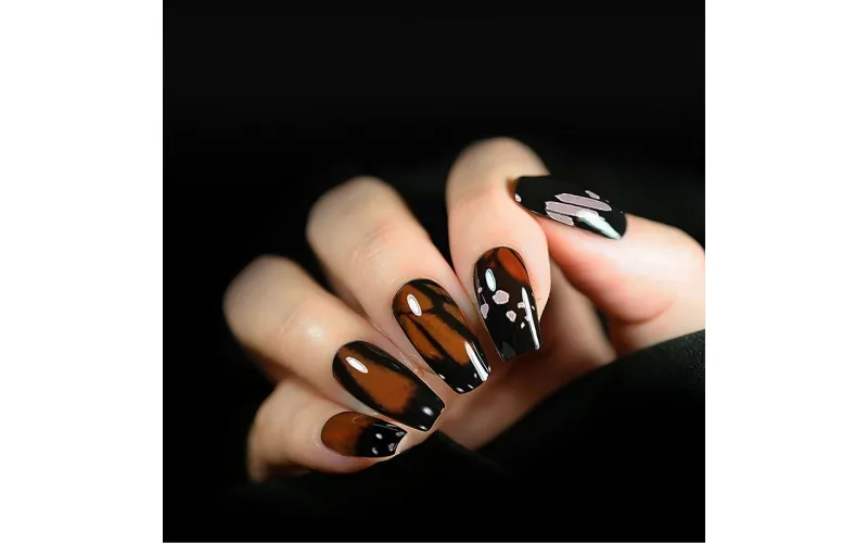 St Future Butterfly-Inspired Art Press-On Nails