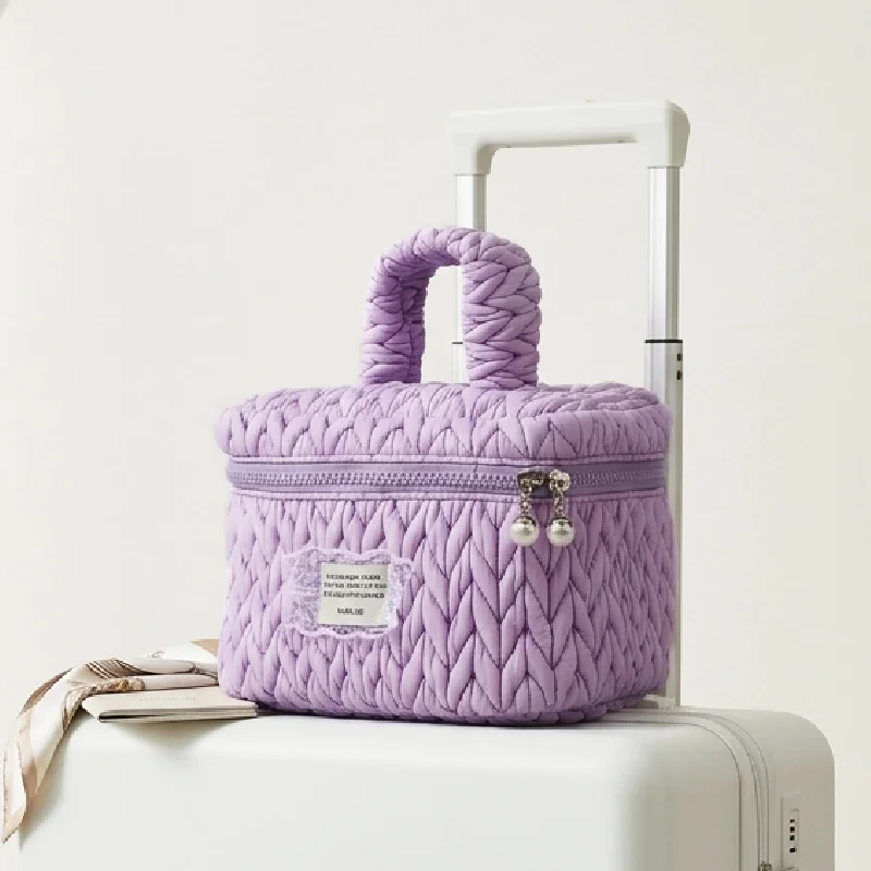 St Future Quilted Puffy Large-Capacity Cosmetic Bag