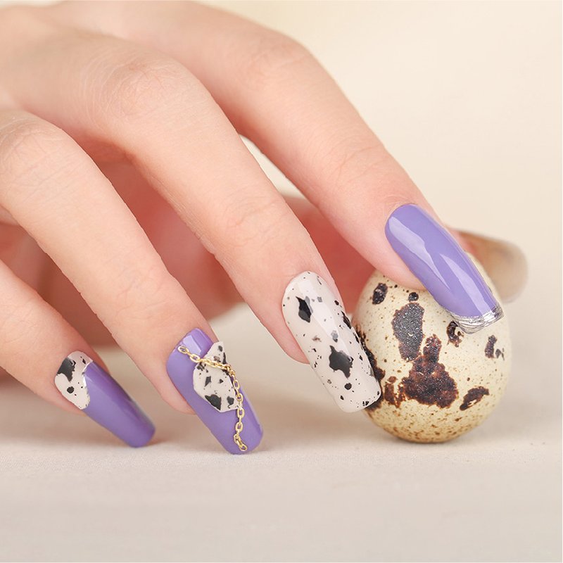 St Future Quail egg spot nail polish gel