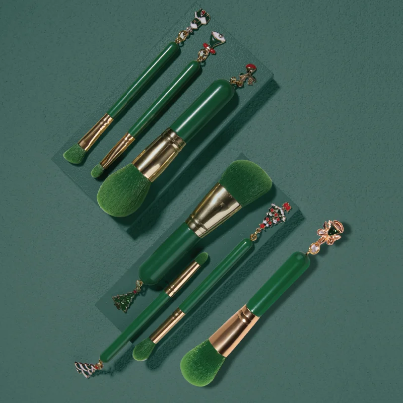 St Future Ensemble de pinceaux de maquillage avec pendentif de Noël