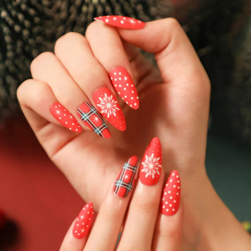 St Future French Press-On Nails