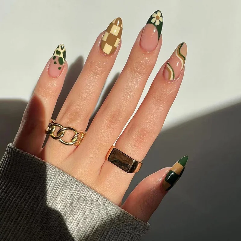 St Future Press-On Nail Set