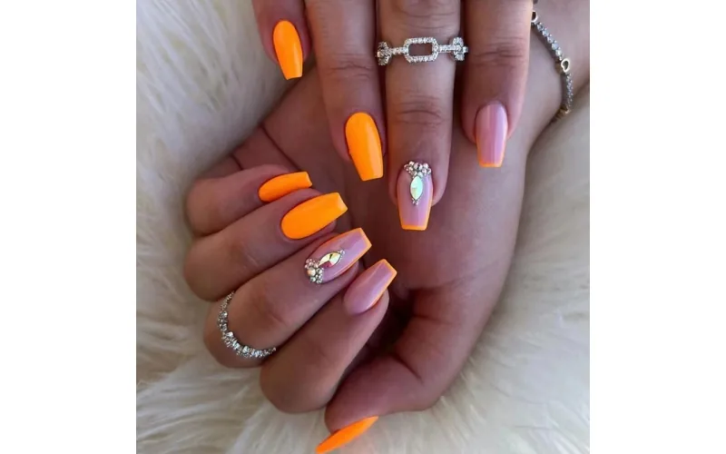St Future Pastel Floral Spring Press-On Nails