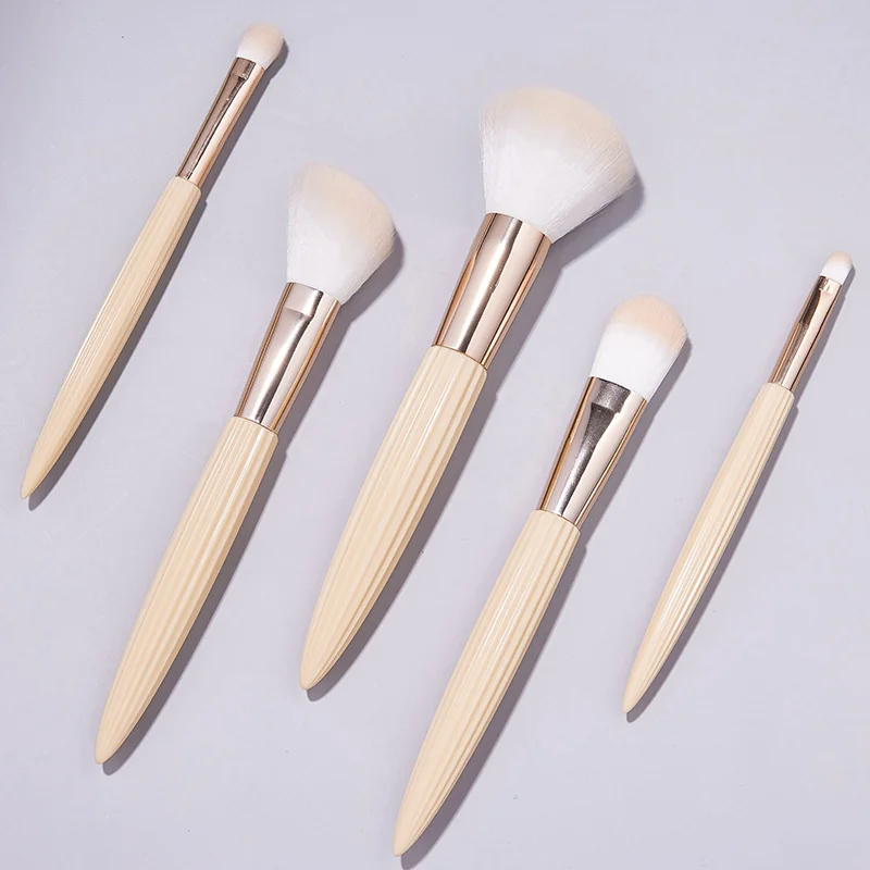 St Future Patented-Design Makeup Brush Set