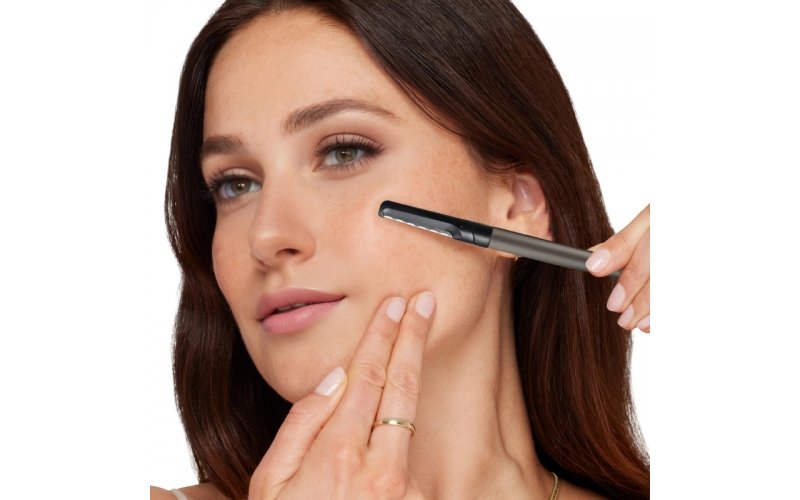 Precision Facial Razor