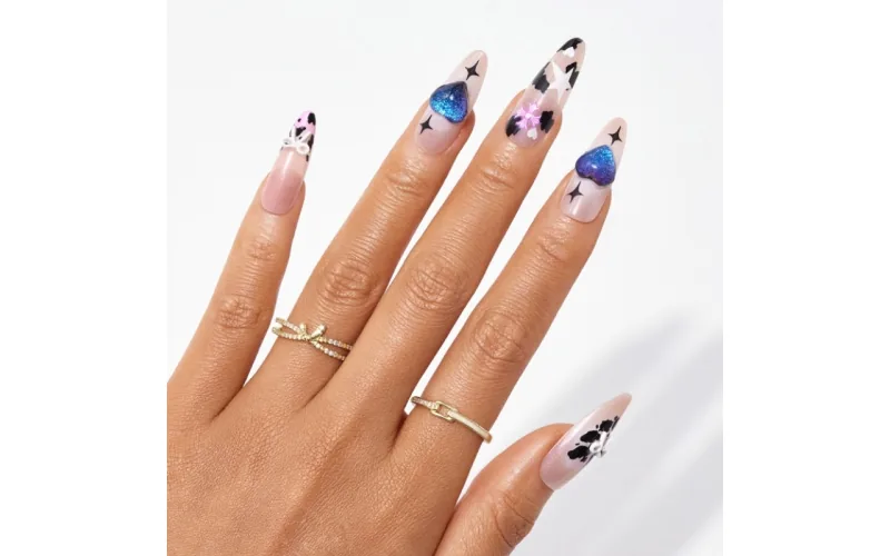 St Future Press-On Nail Set