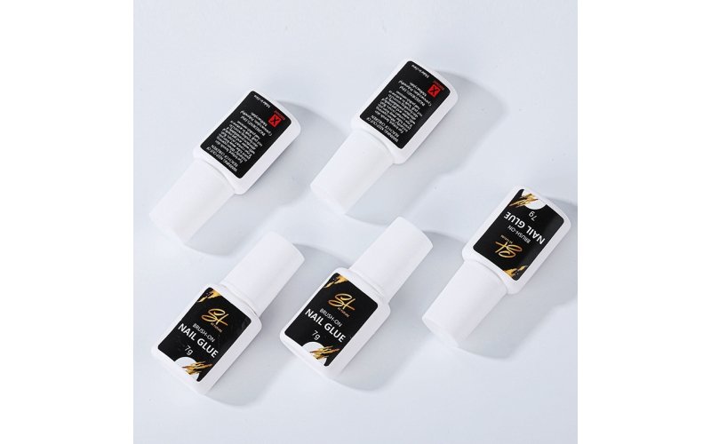 Squalane-Infused Nail Glue