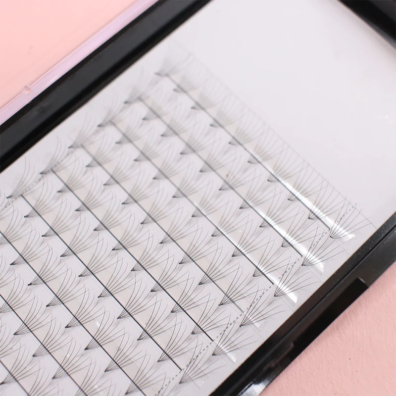 St Future Knot-Free Short Brown Individual Lashes