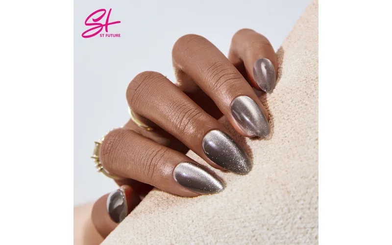 St Future Press-On Nail Set