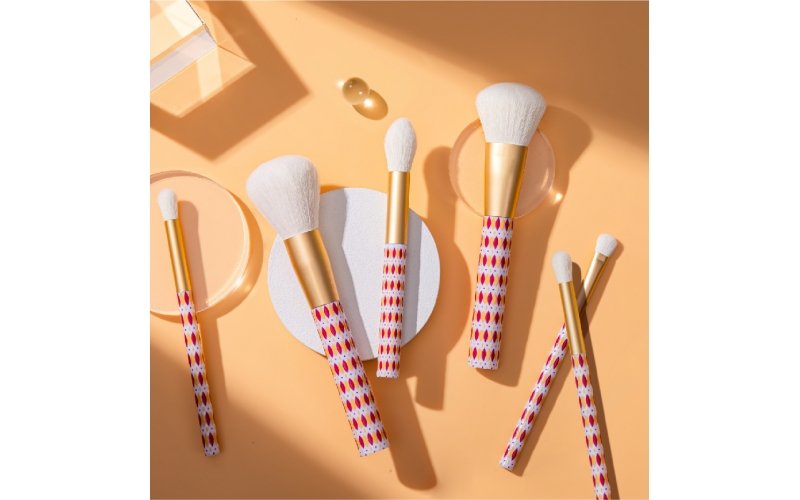 Pinceau de maquillage avec manche imprimé en 3D