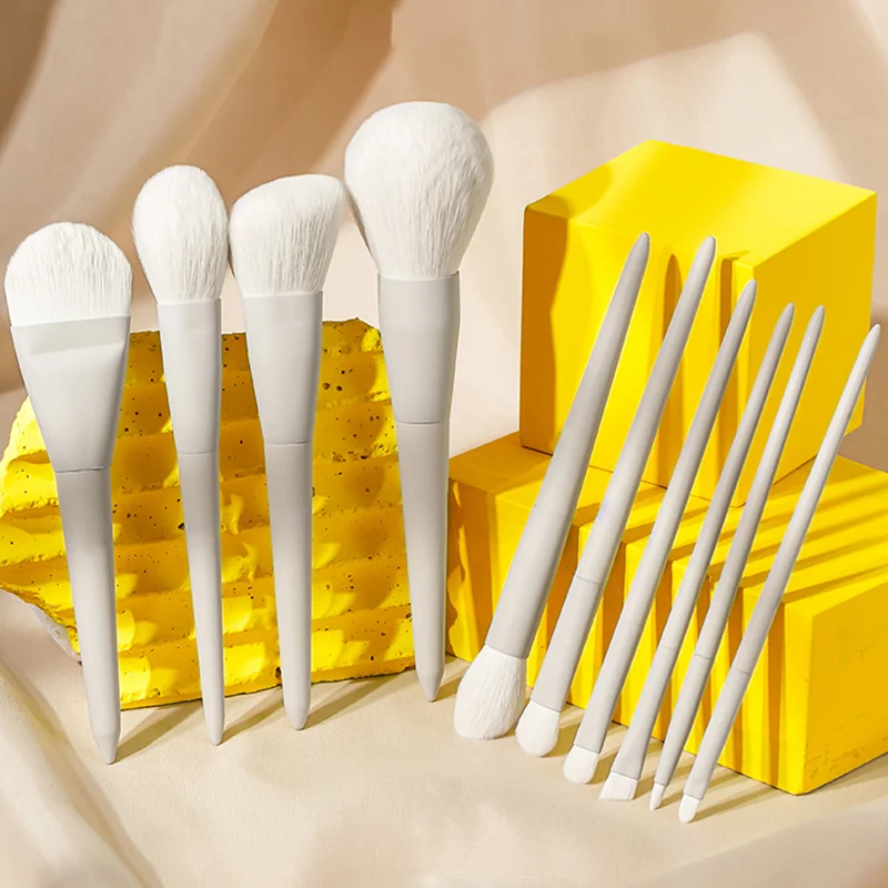 St Future 10-Piece Classic Makeup Brush Set