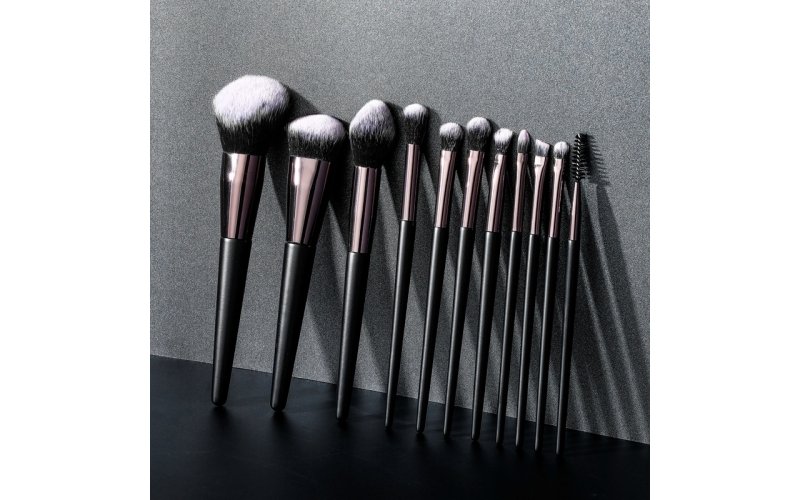 Classic Black Custom Makeup Brush Set