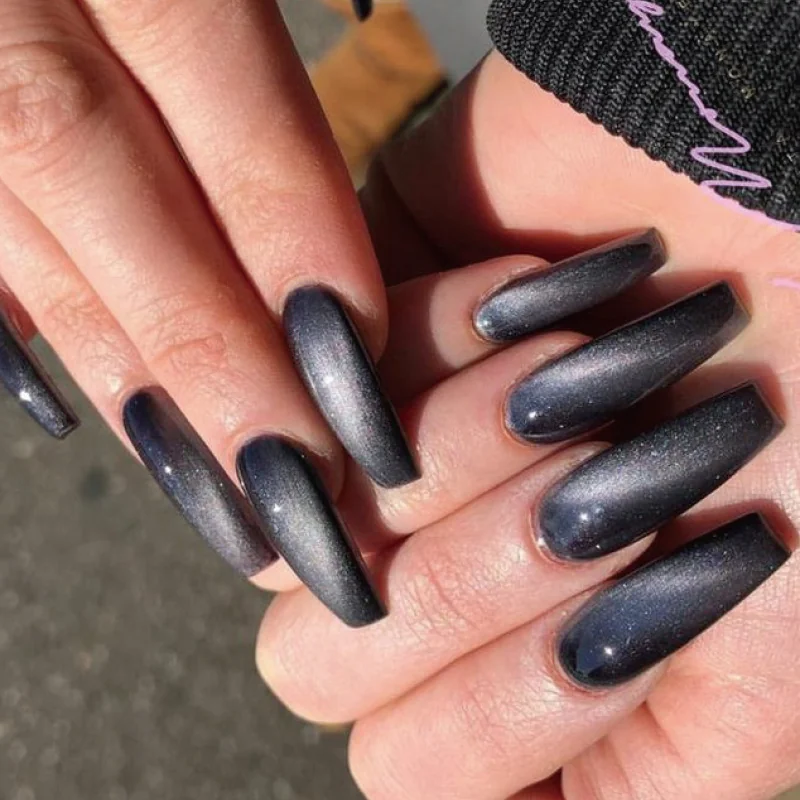St Future Cat-Eye Press-On Nails