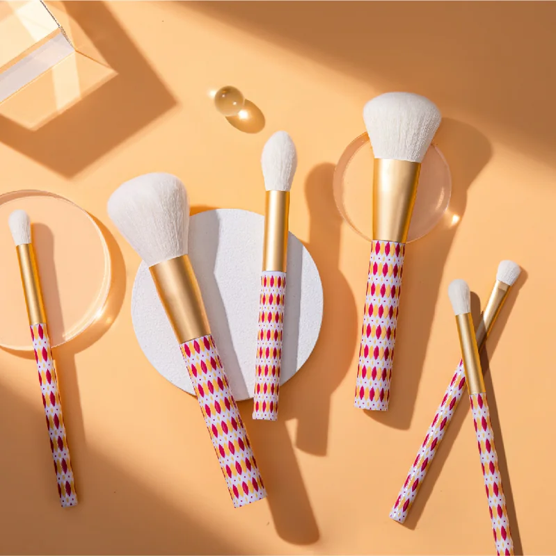 St Future 3D-Printed Handle Makeup Brush