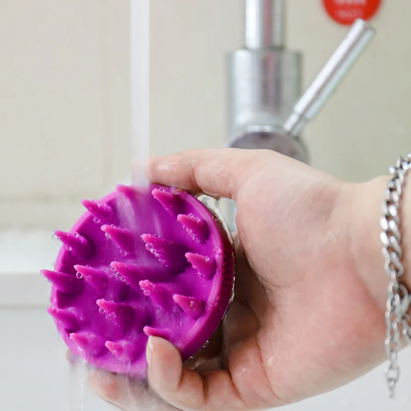 St Future Soothing Silicone Massage Brush