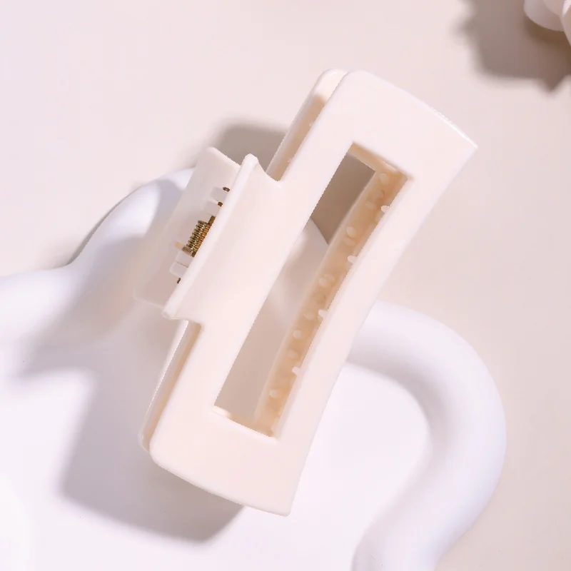 St Future Safe Grip Soft & Flexible Hair Claw Clip