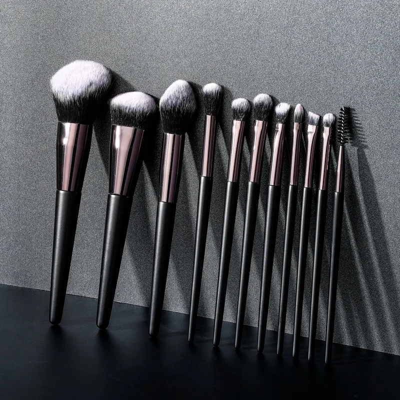 St Future Classic Black Custom Makeup Brush Set
