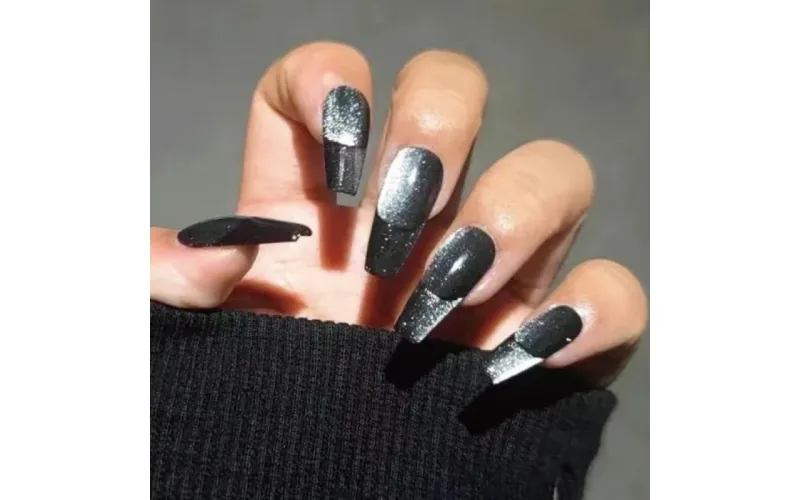 St Future Black & Silver Cat-Eye Press-On Nails