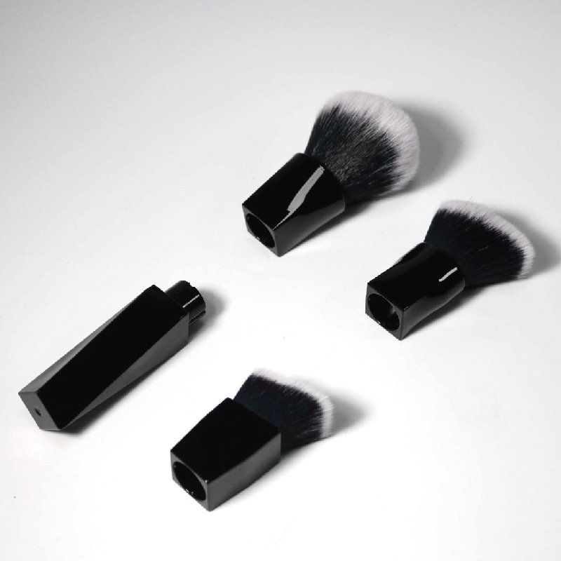 St Future 3-in-1 Magnetic Quick-Switch Makeup Brush Set