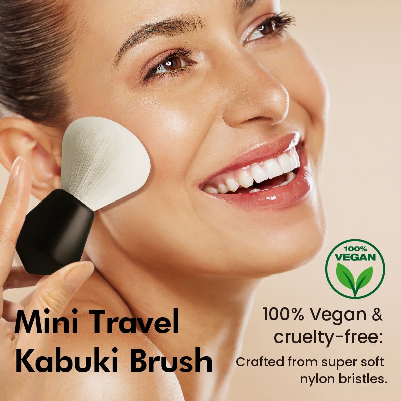 St Future Mini Travel Kabuki Brush