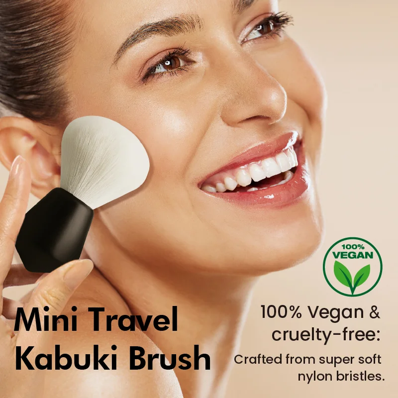 St Future Mini Travel Kabuki Brush