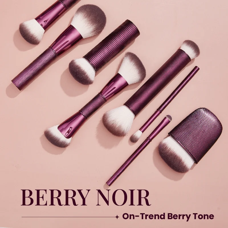 St Future Collection de pinceaux de maquillage Berry Noir Modern-Line