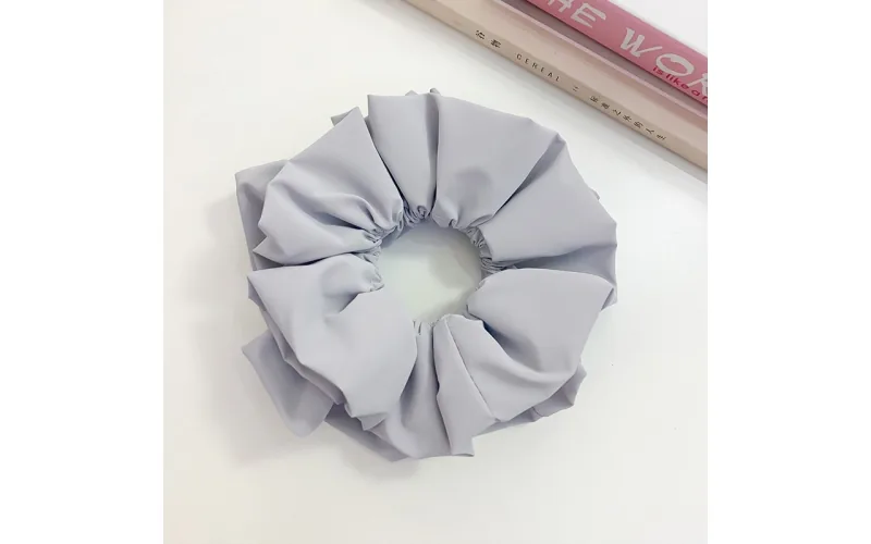 St Future Triple capa Faux-Leather Floral Scrunchie