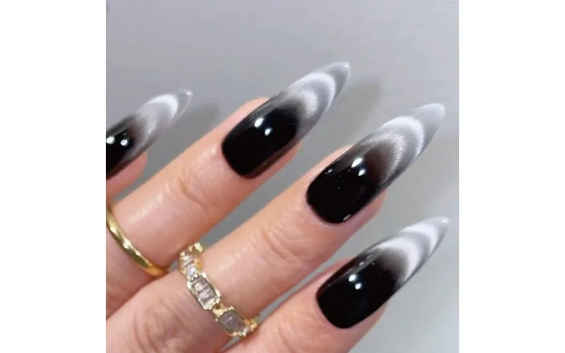 St Future Black & Silver Cat-Eye Press-On Nails