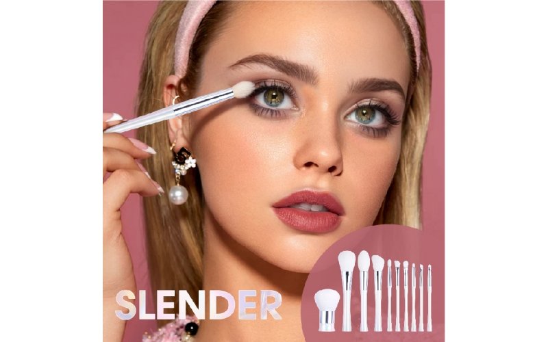 Juego de brochas de maquillaje de mango fino