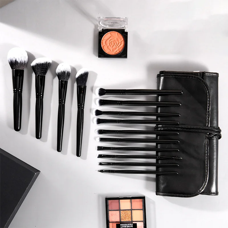 St Future 14-Piece Classic Black Makeup Brush Set