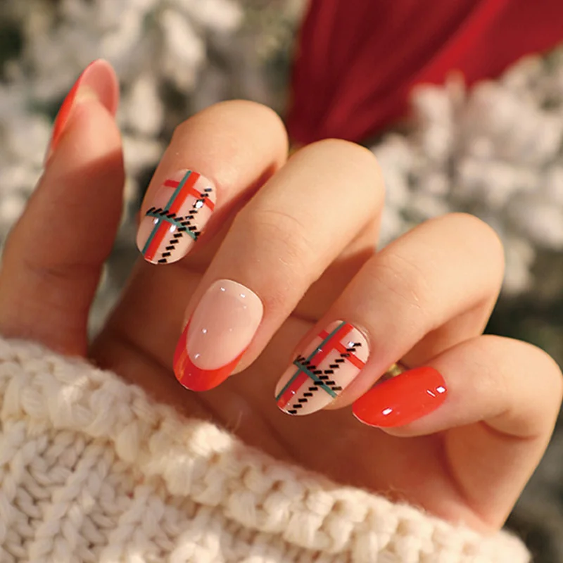 St Future Festive French Christmas Press-On Nails