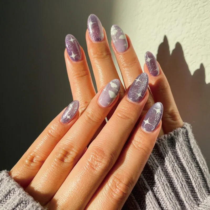 St Future Iridescent Pearl Cat-Eye Press-On Nails